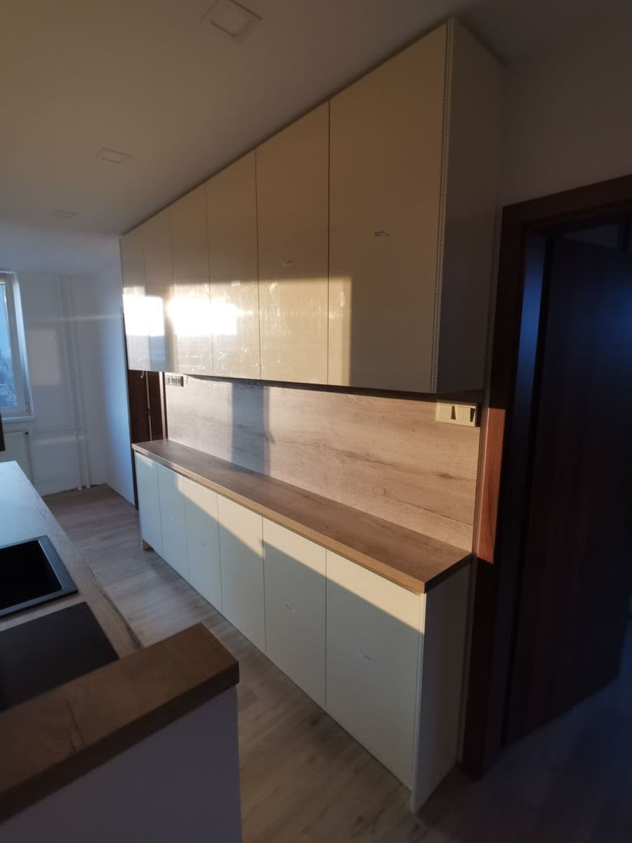 Prodej bytu 3+1 75 m², Svobodova, Otrokovice, Zlínský kraj Prodej bytu 3+1 75 m², Svobodova, Otrokovice, Zlínský kraj