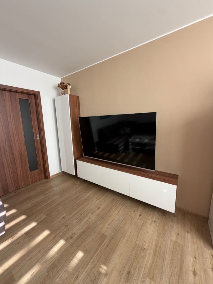 Prodej bytu 3+1 75 m², Svobodova, Otrokovice, Zlínský kraj Prodej bytu 3+1 75 m², Svobodova, Otrokovice, Zlínský kraj