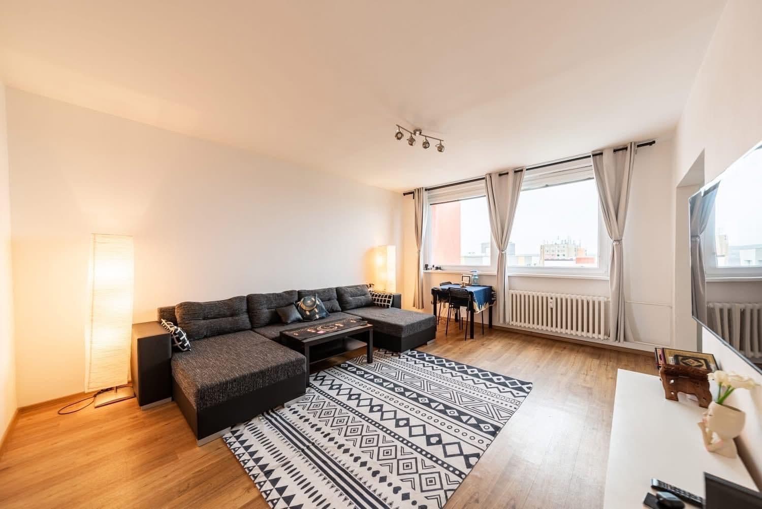 Pronájem bytu 3+1 72 m², Wassermannova, Praha, Praha Pronájem bytu 3+1 72 m², Wassermannova, Praha, Praha