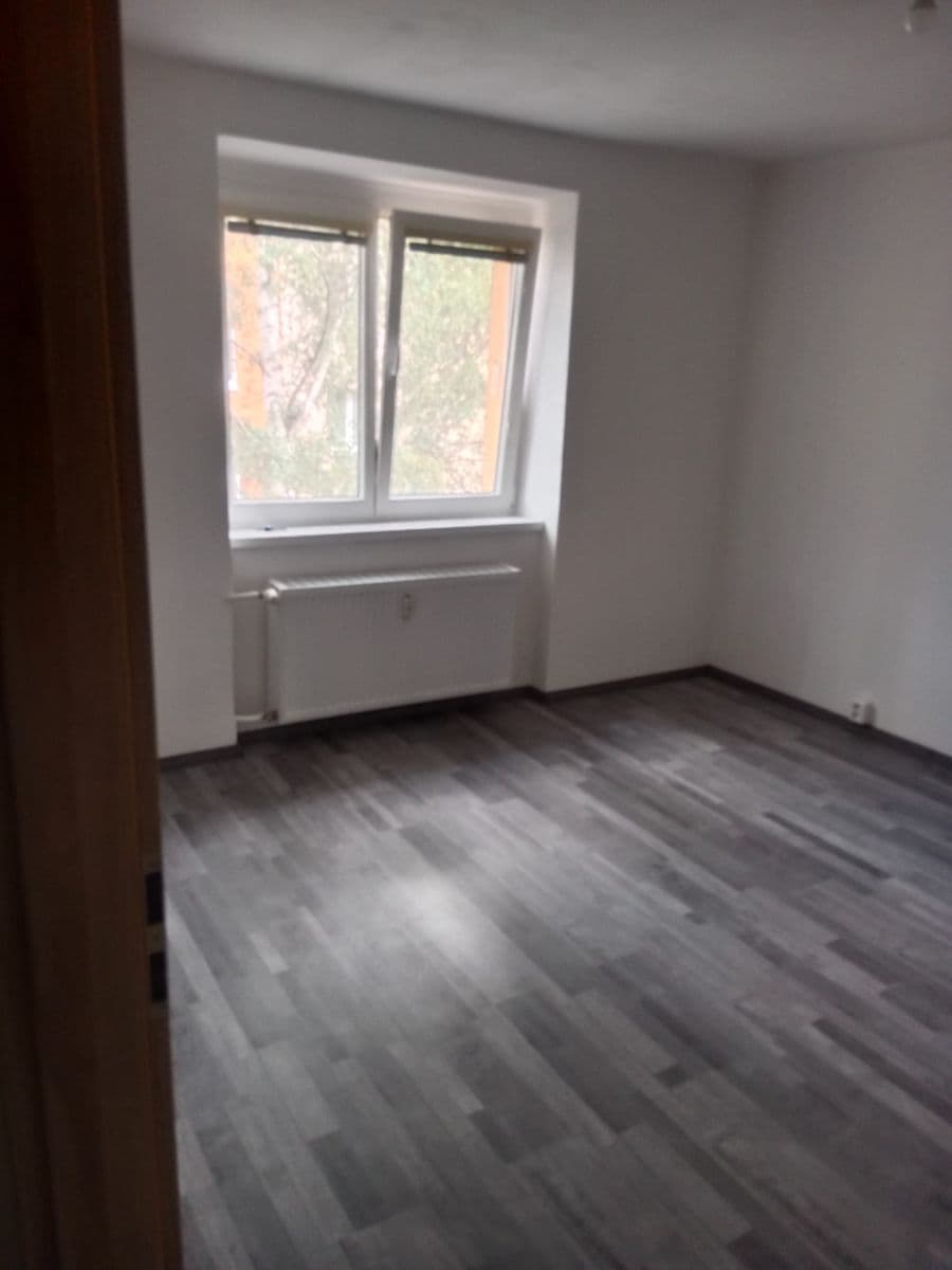 Pronájem bytu 1+1 33 m², Ruská, Teplice, Ústecký kraj Pronájem bytu 1+1 33 m², Ruská, Teplice, Ústecký kraj