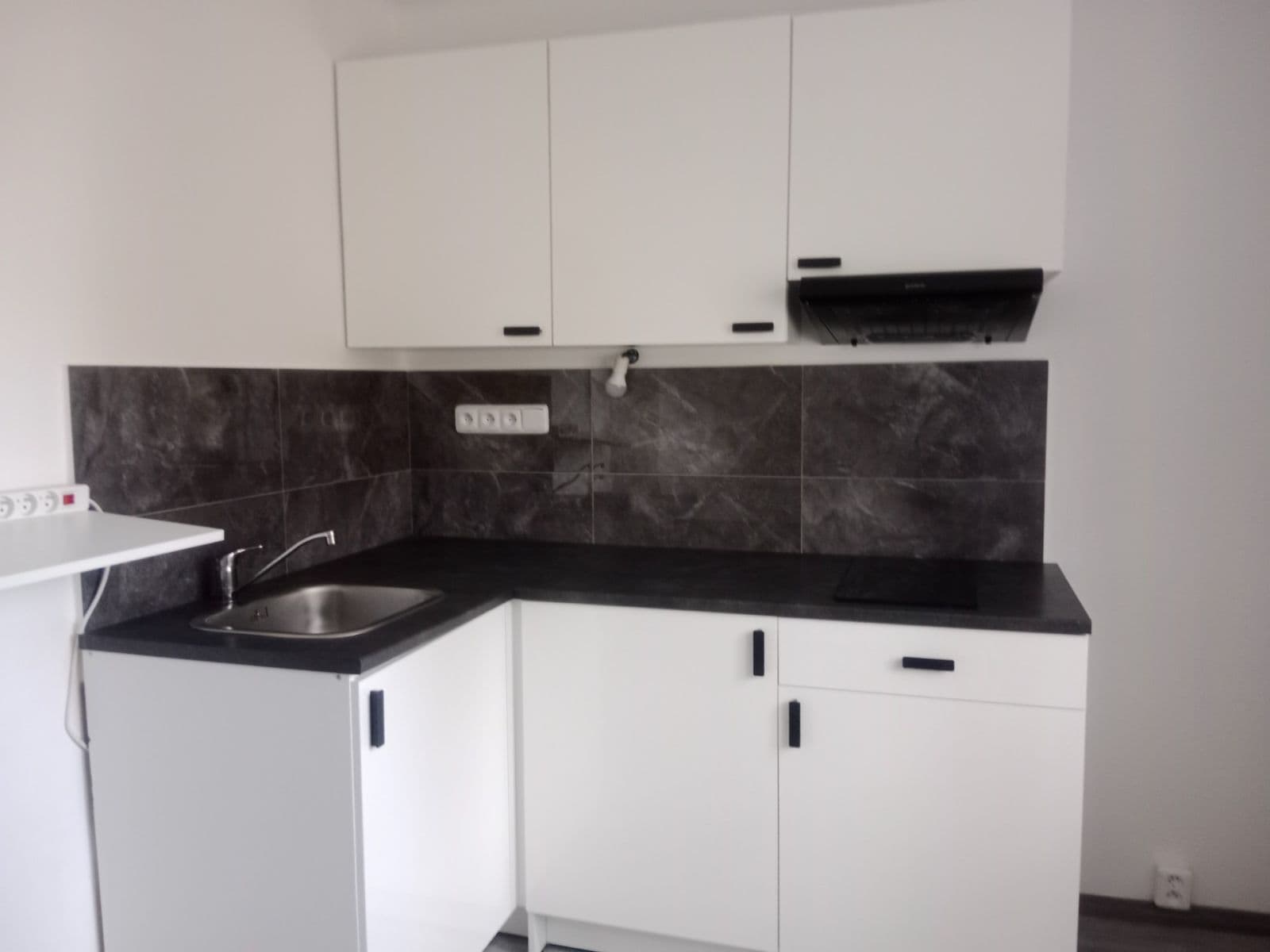 Pronájem bytu 1+1 33 m², Ruská, Teplice, Ústecký kraj Pronájem bytu 1+1 33 m², Ruská, Teplice, Ústecký kraj