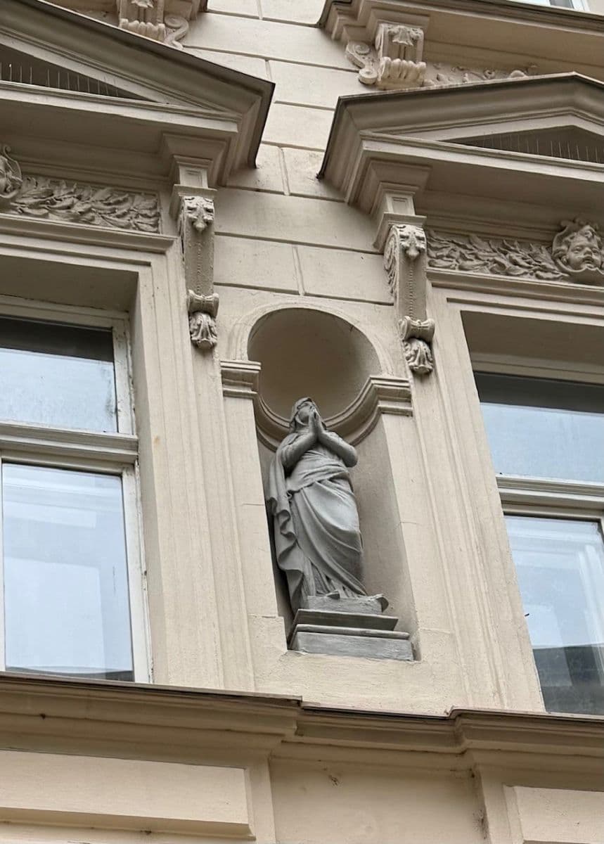 Pronájem bytu 1+1 45 m², Opatovická, Praha, Praha Pronájem bytu 1+1 45 m², Opatovická, Praha, Praha