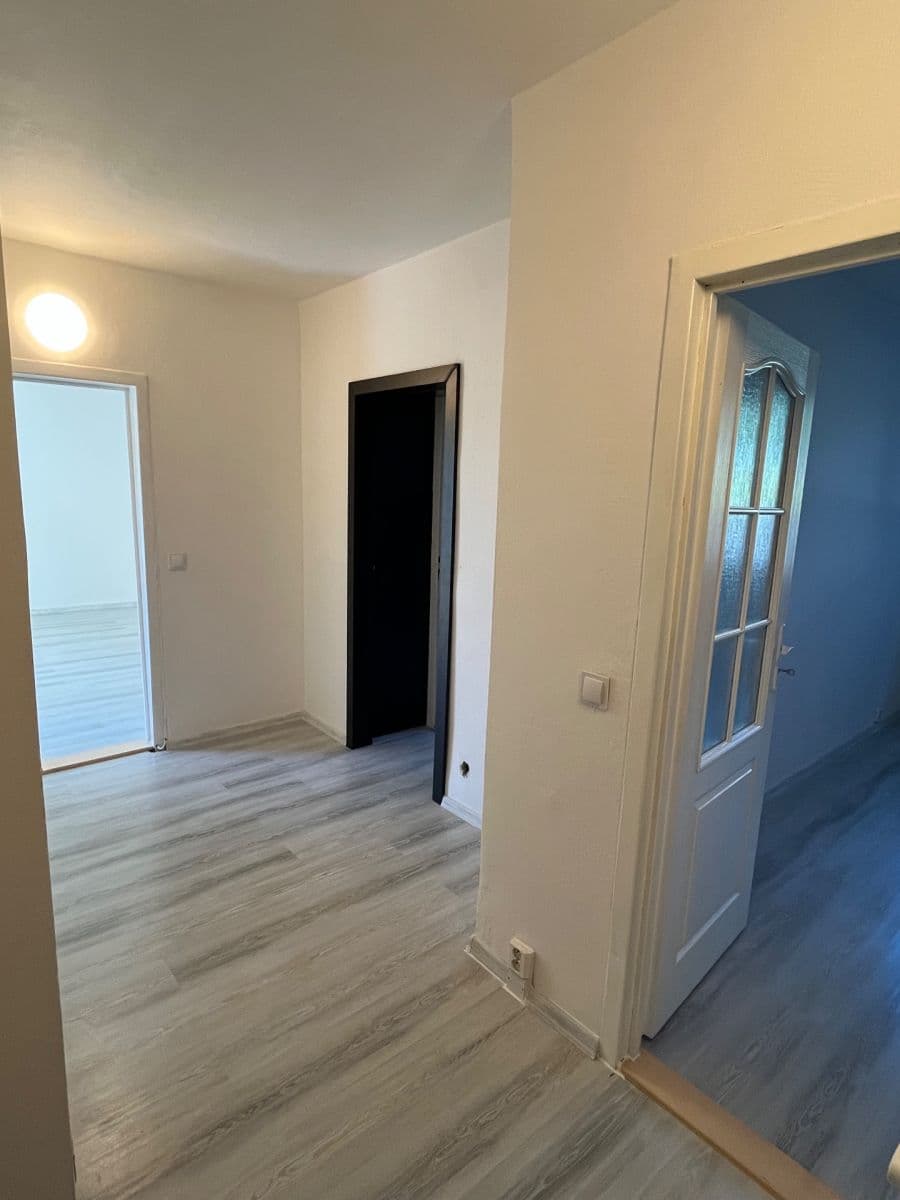 Pronájem bytu 3+1 65 m², U Pošty, Brno, Jihomoravský kraj Pronájem bytu 3+1 65 m², U Pošty, Brno, Jihomoravský kraj