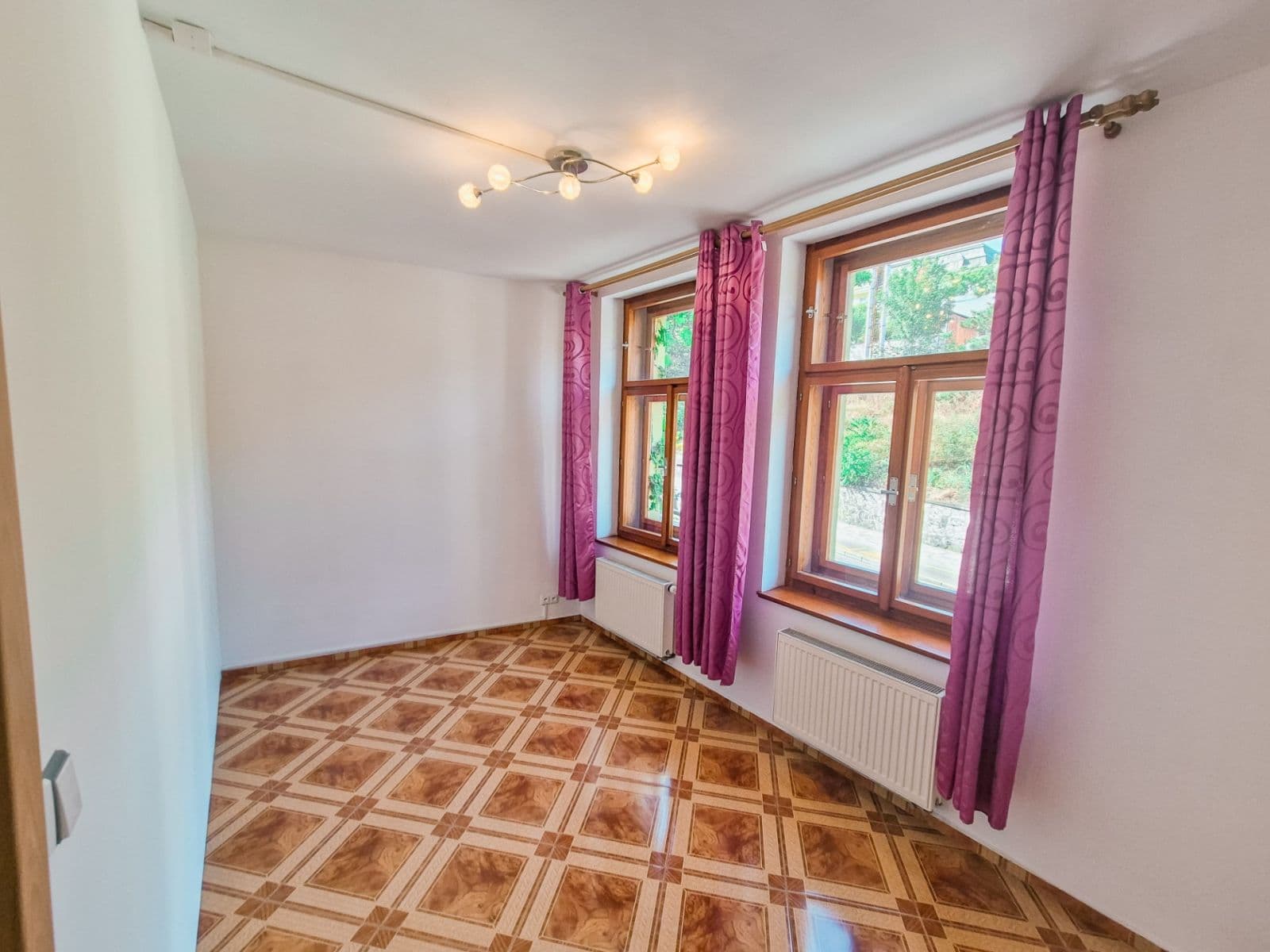 Pronájem bytu 3+1 75 m², Francouzská, Praha, Praha Pronájem bytu 3+1 75 m², Francouzská, Praha, Praha
