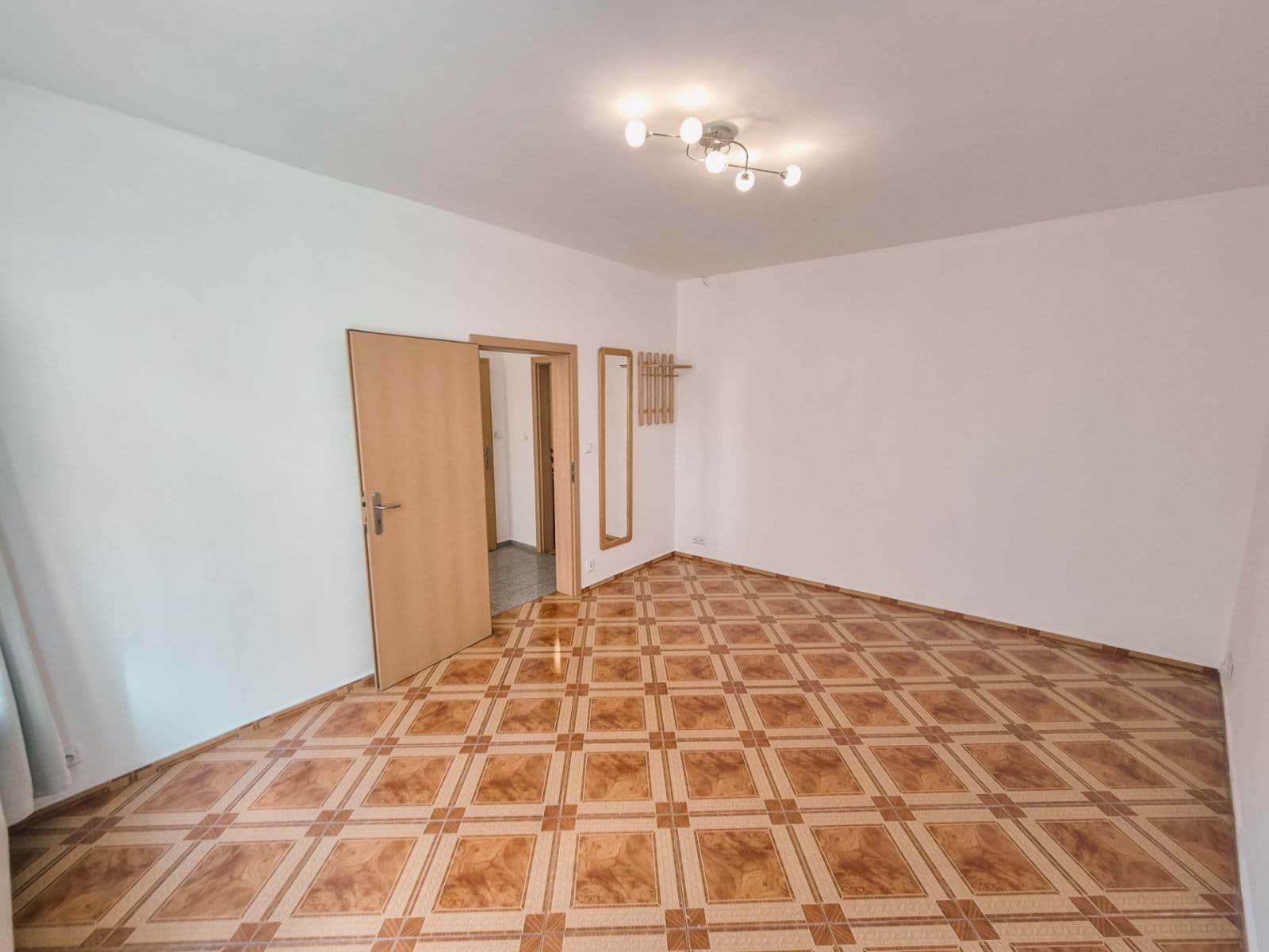 Pronájem bytu 3+1 75 m², Francouzská, Praha, Praha Pronájem bytu 3+1 75 m², Francouzská, Praha, Praha