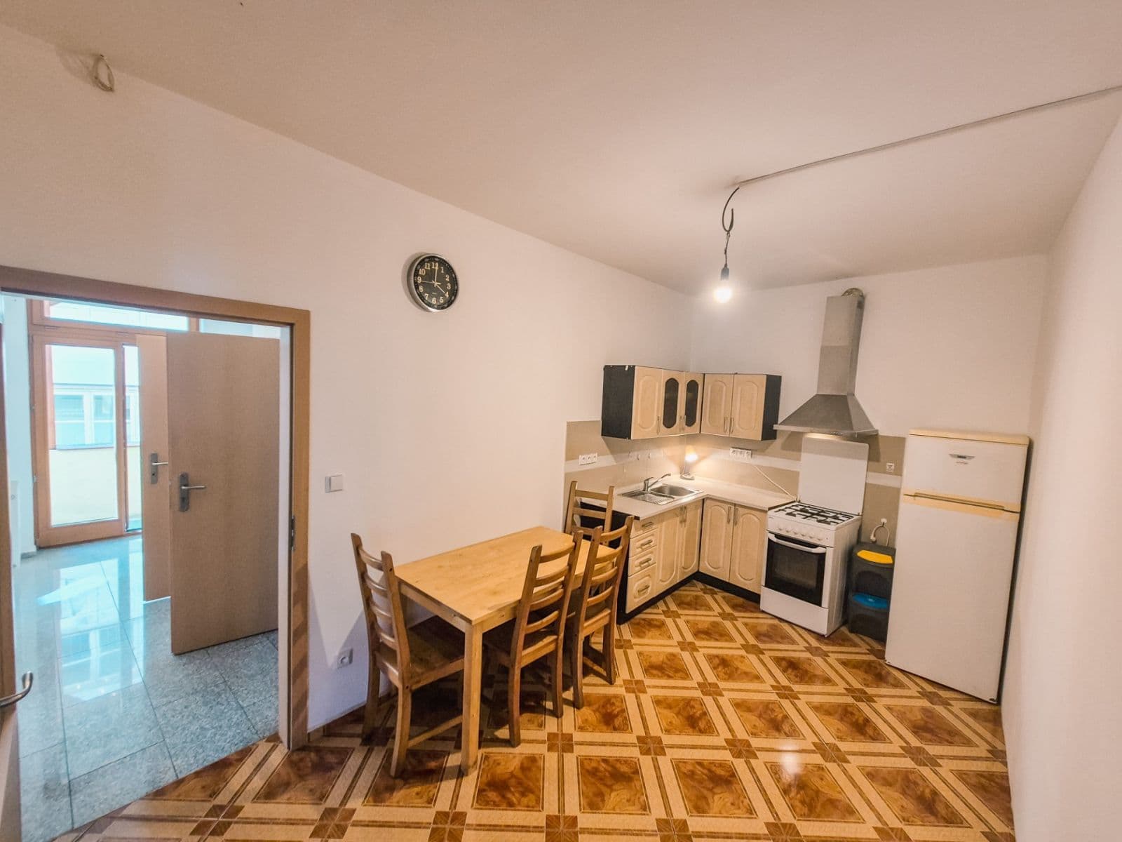 Pronájem bytu 3+1 75 m², Francouzská, Praha, Praha Pronájem bytu 3+1 75 m², Francouzská, Praha, Praha