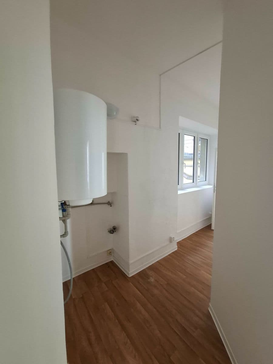 Pronájem bytu 3+1 78 m², Sedláčkova, Plzeň, Plzeňský kraj Pronájem bytu 3+1 78 m², Sedláčkova, Plzeň, Plzeňský kraj