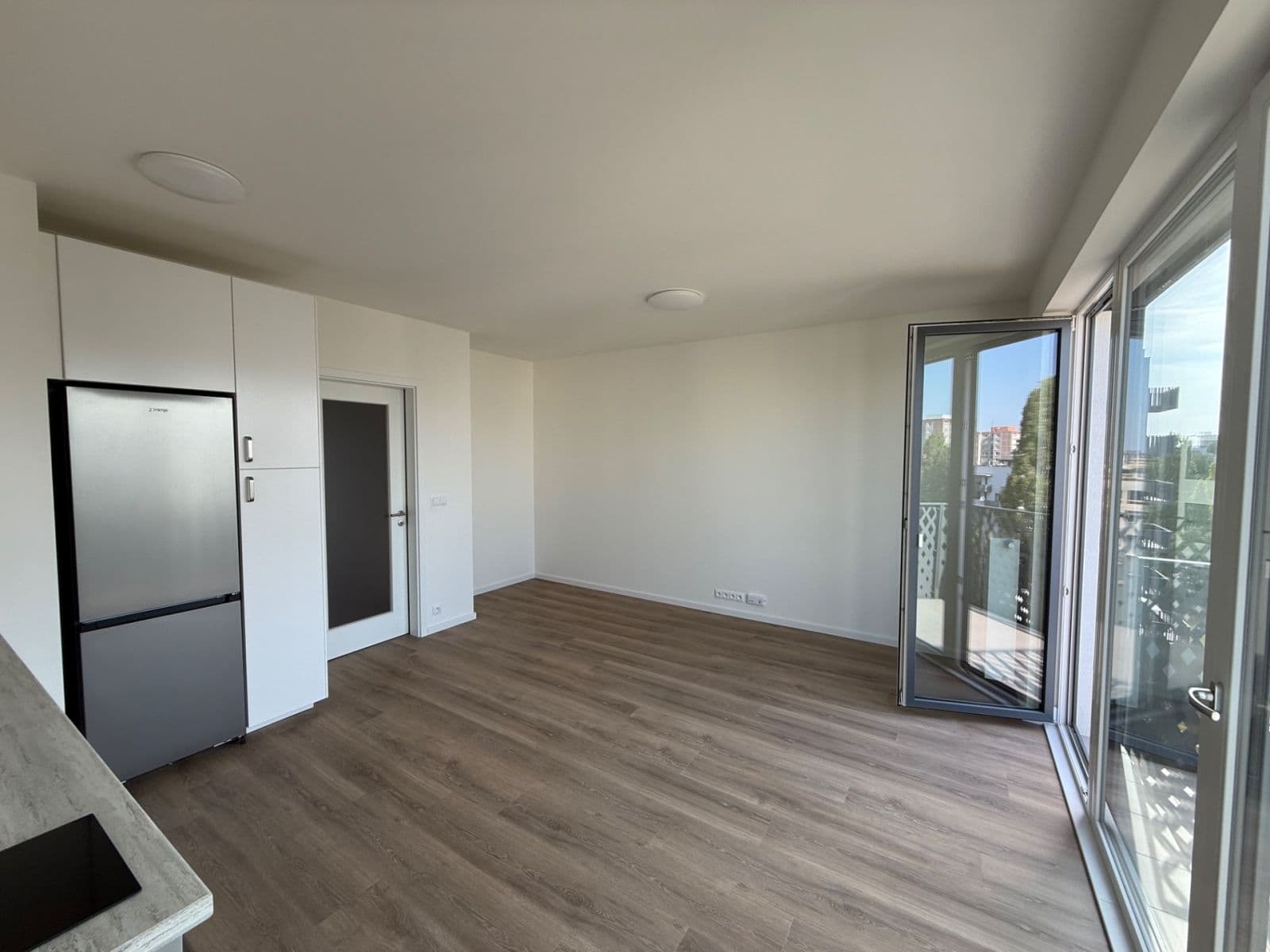 Pronájem bytu 1+kk 32 m², Divíškové, Praha, Praha Pronájem bytu 1+kk 32 m², Divíškové, Praha, Praha