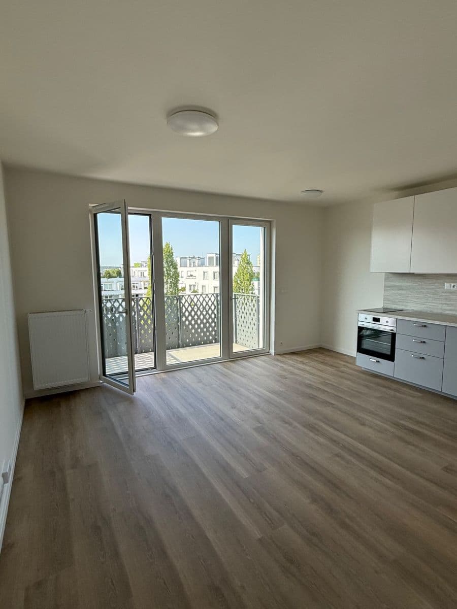 Pronájem bytu 1+kk 32 m², Divíškové, Praha, Praha Pronájem bytu 1+kk 32 m², Divíškové, Praha, Praha