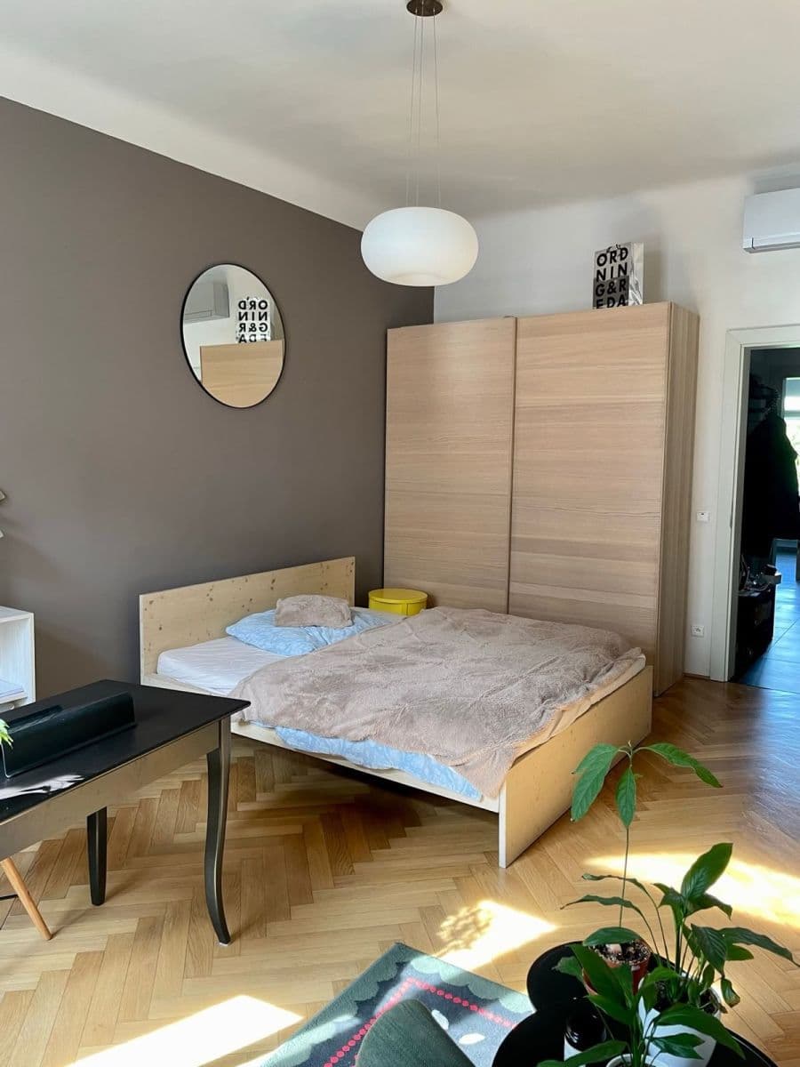 Pronájem bytu 2+1 77 m², Šumavská, Praha, Praha Pronájem bytu 2+1 77 m², Šumavská, Praha, Praha