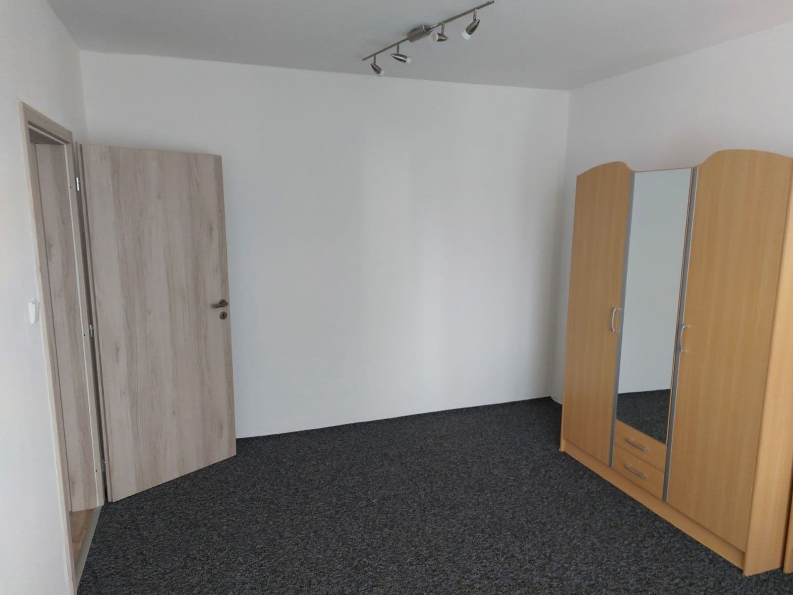 Pronájem bytu 1+1 35 m², Laštůvkova, Brno, Jihomoravský kraj Pronájem bytu 1+1 35 m², Laštůvkova, Brno, Jihomoravský kraj