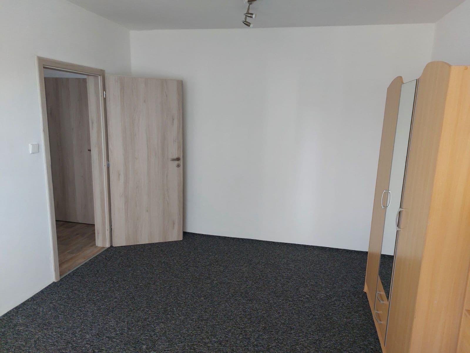 Pronájem bytu 1+1 35 m², Laštůvkova, Brno, Jihomoravský kraj Pronájem bytu 1+1 35 m², Laštůvkova, Brno, Jihomoravský kraj
