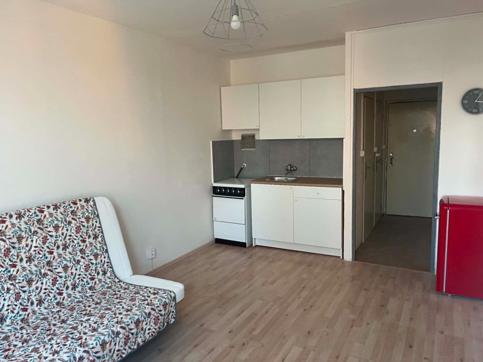 Pronájem bytu 1+kk 24 m², Mečíková, Praha, Praha Pronájem bytu 1+kk 24 m², Mečíková, Praha, Praha