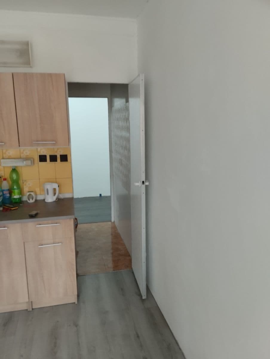Prodej bytu 3+1 67 m², Dr. E. Beneše, Neratovice, Středočeský kraj Prodej bytu 3+1 67 m², Dr. E. Beneše, Neratovice, Středočeský kraj