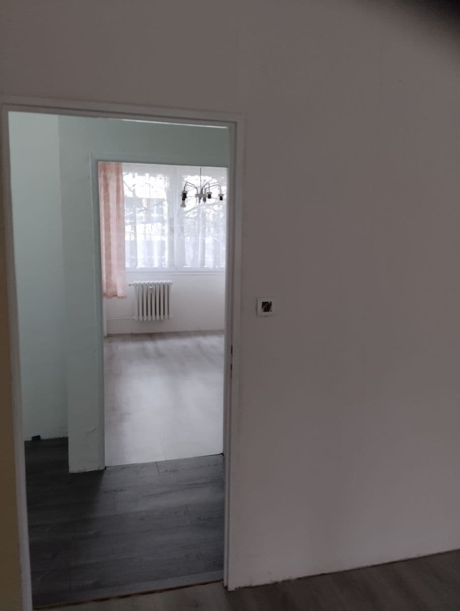 Prodej bytu 3+1 67 m², Dr. E. Beneše, Neratovice, Středočeský kraj Prodej bytu 3+1 67 m², Dr. E. Beneše, Neratovice, Středočeský kraj
