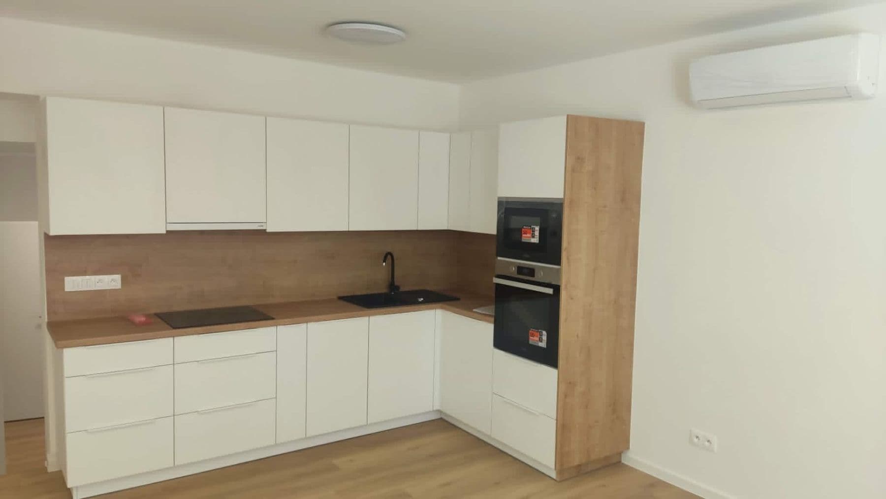 Pronájem bytu 2+kk 56 m², Drnovská, Vyškov, Jihomoravský kraj Pronájem bytu 2+kk 56 m², Drnovská, Vyškov, Jihomoravský kraj