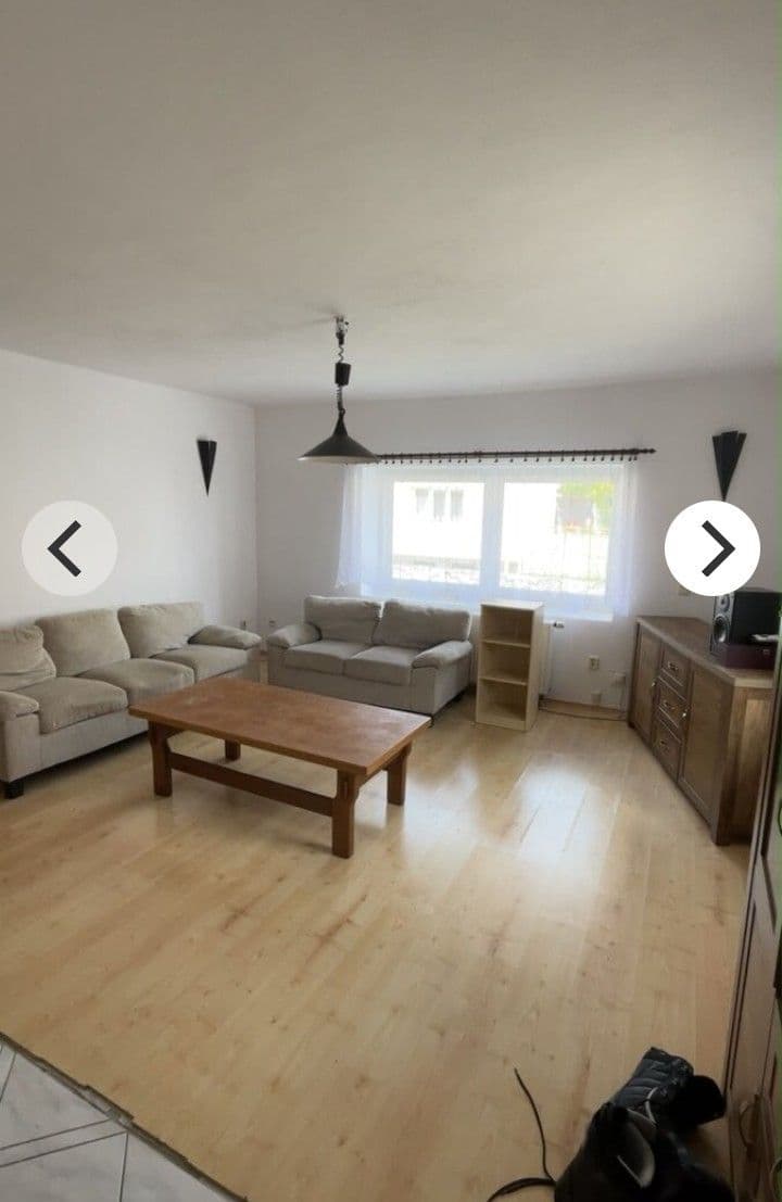 Prodej domu 172 m², pozemek 1.100 m², Úmyslovice, Středočeský kraj Prodej domu 172 m², pozemek 1.100 m², Úmyslovice, Středočeský kraj