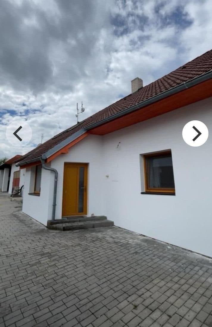 Prodej domu 172 m², pozemek 1.100 m², Úmyslovice, Středočeský kraj Prodej domu 172 m², pozemek 1.100 m², Úmyslovice, Středočeský kraj