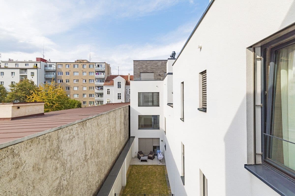 Pronájem bytu 1+kk 32 m², U Průhonu, Praha, Praha Pronájem bytu 1+kk 32 m², U Průhonu, Praha, Praha