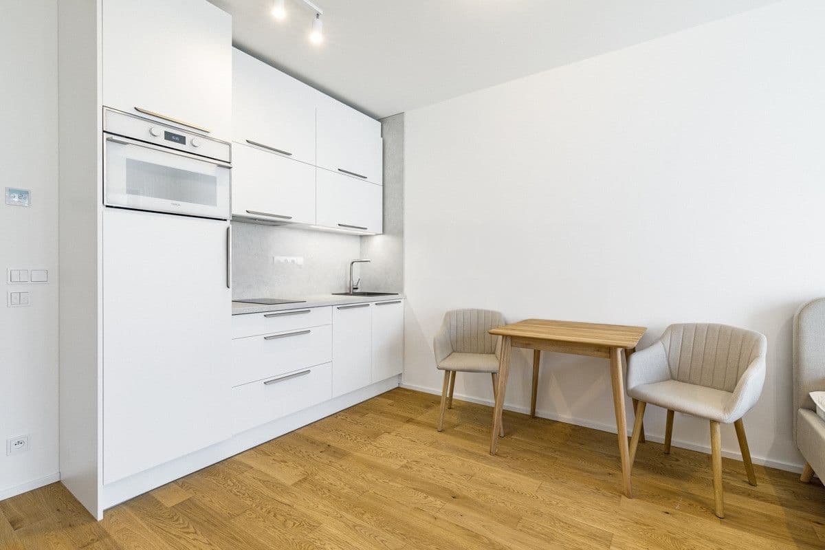 Pronájem bytu 1+kk 32 m², U Průhonu, Praha, Praha Pronájem bytu 1+kk 32 m², U Průhonu, Praha, Praha
