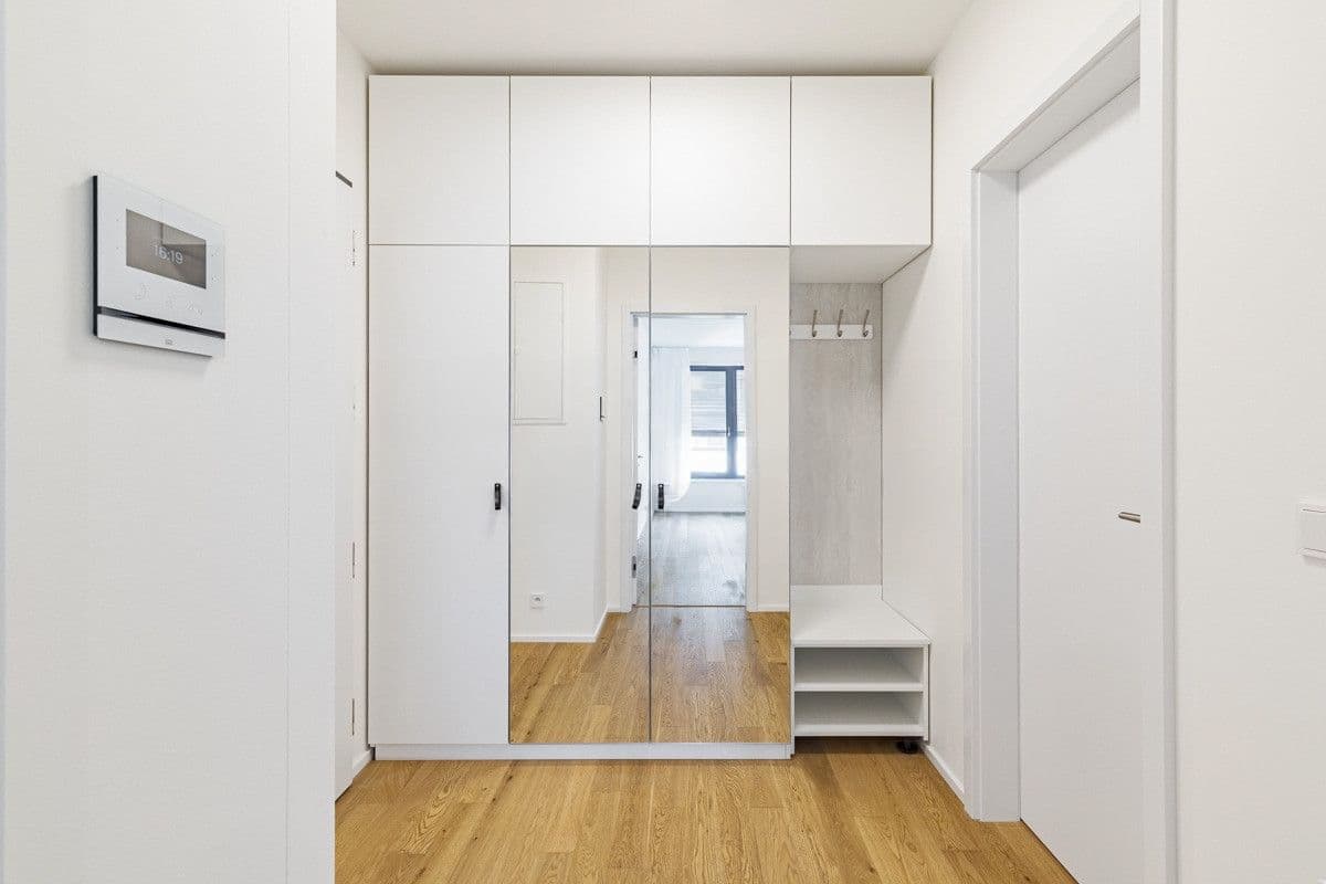 Pronájem bytu 1+kk 32 m², U Průhonu, Praha, Praha Pronájem bytu 1+kk 32 m², U Průhonu, Praha, Praha