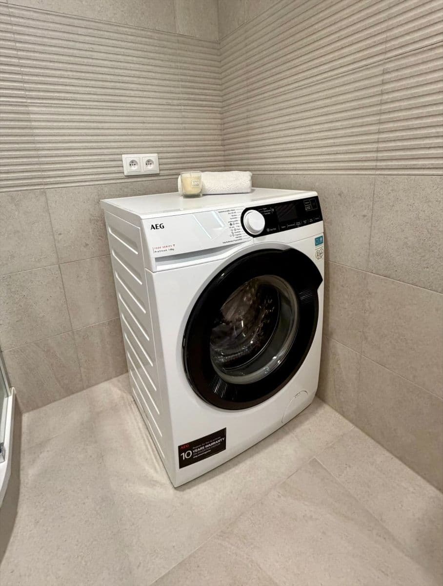 Pronájem bytu 1+kk 35 m², Mecháčková, Praha, Praha Pronájem bytu 1+kk 35 m², Mecháčková, Praha, Praha