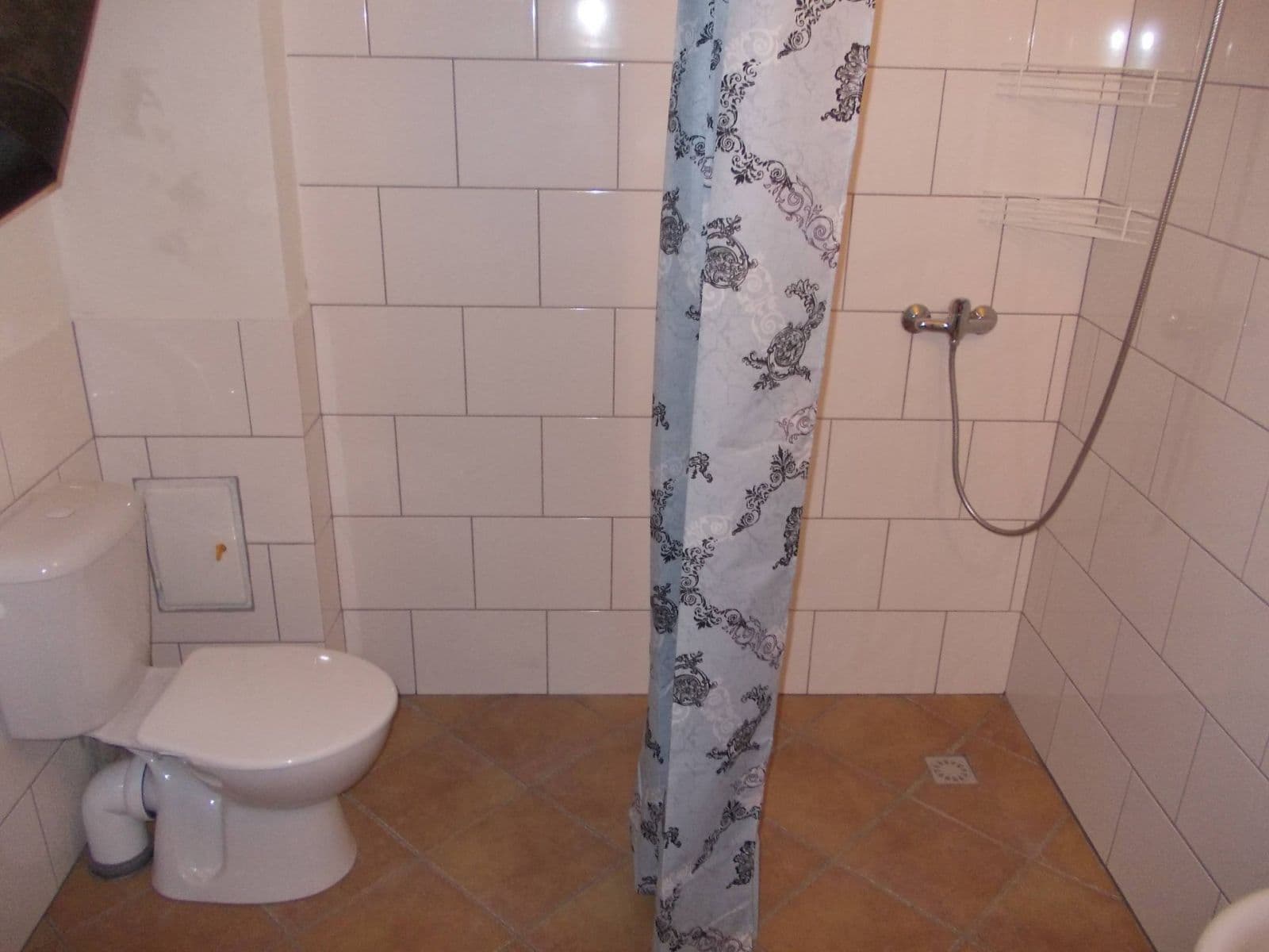 Pronájem domu 45 m², pozemek 100 m², Pikovická, Davle, Středočeský kraj Pronájem domu 45 m², pozemek 100 m², Pikovická, Davle, Středočeský kraj
