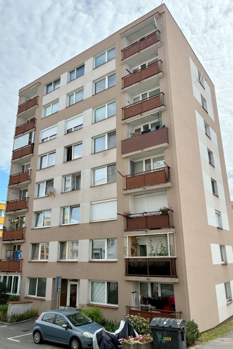 Pronájem bytu 2+1 60 m², Za Nemocnicí, Sedlčany, Středočeský kraj Pronájem bytu 2+1 60 m², Za Nemocnicí, Sedlčany, Středočeský kraj