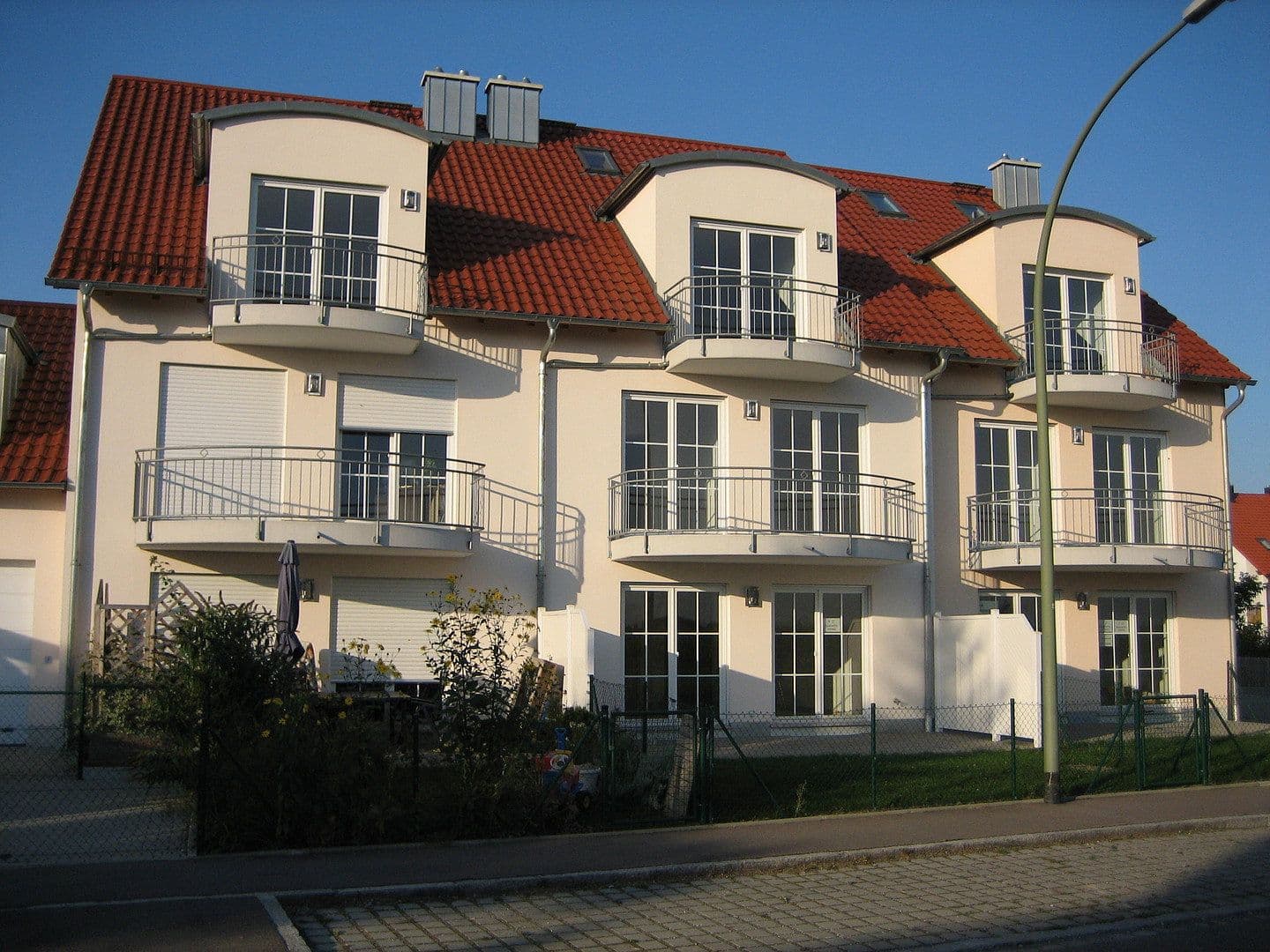 Pronájem domu 144 m², pozemek 265 m², Kissing, Bavorsko Pronájem domu 144 m², pozemek 265 m², Kissing, Bavorsko