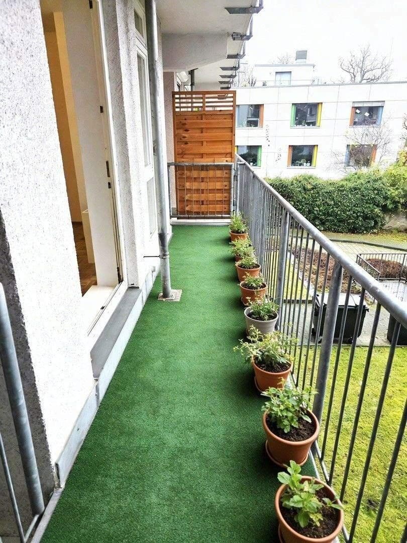 Pronájem bytu 3+1 140 m², Alfred-Kowalke-Strasse 14, Berlin, Berlín Pronájem bytu 3+1 140 m², Alfred-Kowalke-Strasse 14, Berlin, Berlín