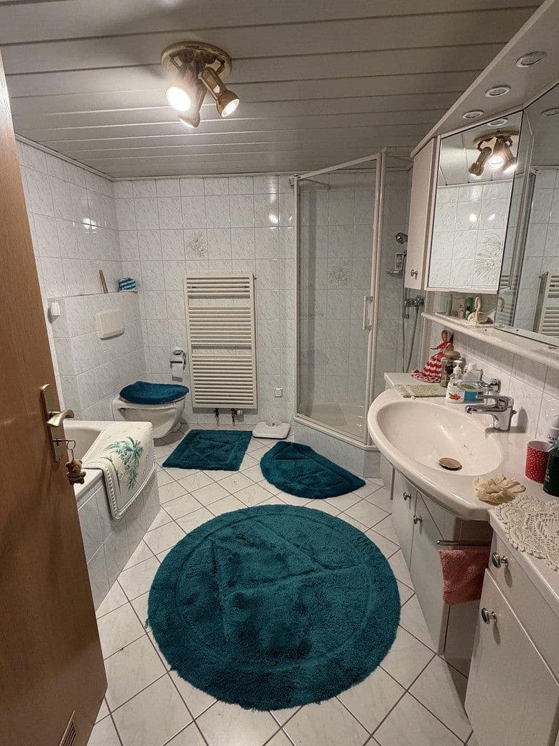 Prodej domu 155 m², pozemek 1.385 m², Trendelburg, Hessen Prodej domu 155 m², pozemek 1.385 m², Trendelburg, Hessen