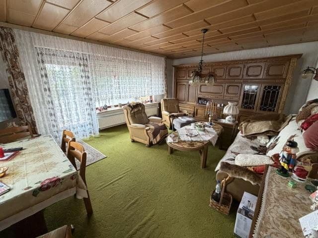 Prodej domu 155 m², pozemek 1.385 m², Trendelburg, Hessen Prodej domu 155 m², pozemek 1.385 m², Trendelburg, Hessen