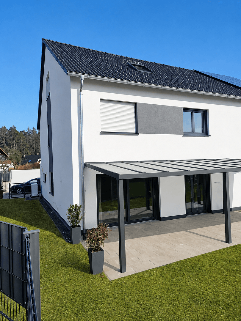 Prodej domu 180 m², pozemek 440 m², Röthenbach an der Pegnitz, Bavorsko Prodej domu 180 m², pozemek 440 m², Röthenbach an der Pegnitz, Bavorsko