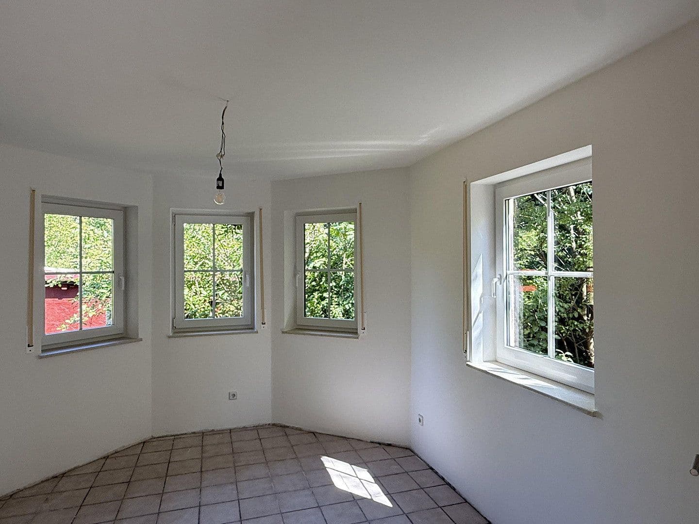 Prodej domu 352 m², pozemek 2.623 m², Beelitz, Braniborsko Prodej domu 352 m², pozemek 2.623 m², Beelitz, Braniborsko