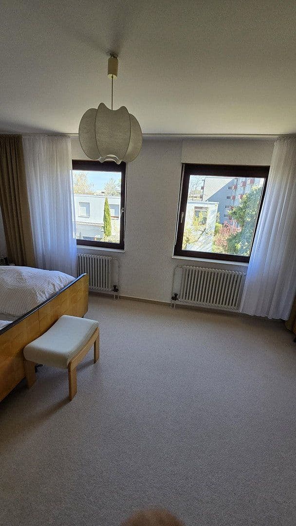 Prodej domu 96 m², pozemek 159 m², Carl-Schurz-Straße 111, Pforzheim, Bádensko-Württembersko Prodej domu 96 m², pozemek 159 m², Carl-Schurz-Straße 111, Pforzheim, Bádensko-Württembersko