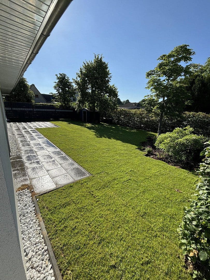 Prodej domu 140 m², pozemek 600 m², Langwedel, Dolní Sasko Prodej domu 140 m², pozemek 600 m², Langwedel, Dolní Sasko