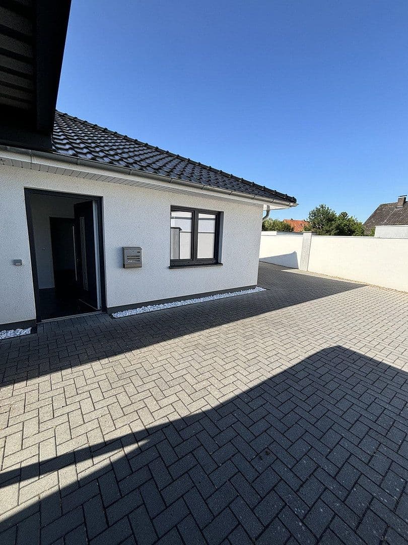 Prodej domu 140 m², pozemek 600 m², Langwedel, Dolní Sasko Prodej domu 140 m², pozemek 600 m², Langwedel, Dolní Sasko