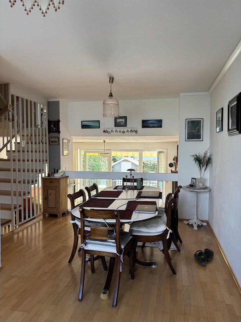 Prodej domu 140 m², pozemek 159 m², Oberschleissheim, Bavorsko Prodej domu 140 m², pozemek 159 m², Oberschleissheim, Bavorsko