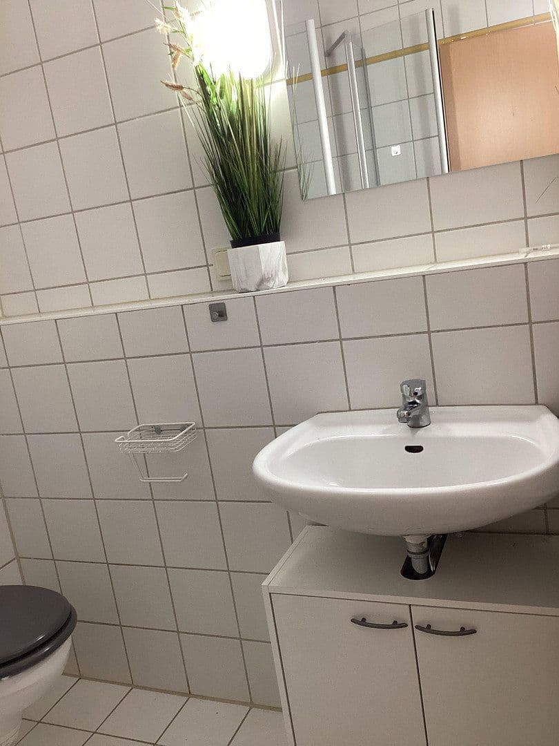Pronájem bytu 1+1 26 m², Klingerstr. 51, Chemnitz, Sasko Pronájem bytu 1+1 26 m², Klingerstr. 51, Chemnitz, Sasko