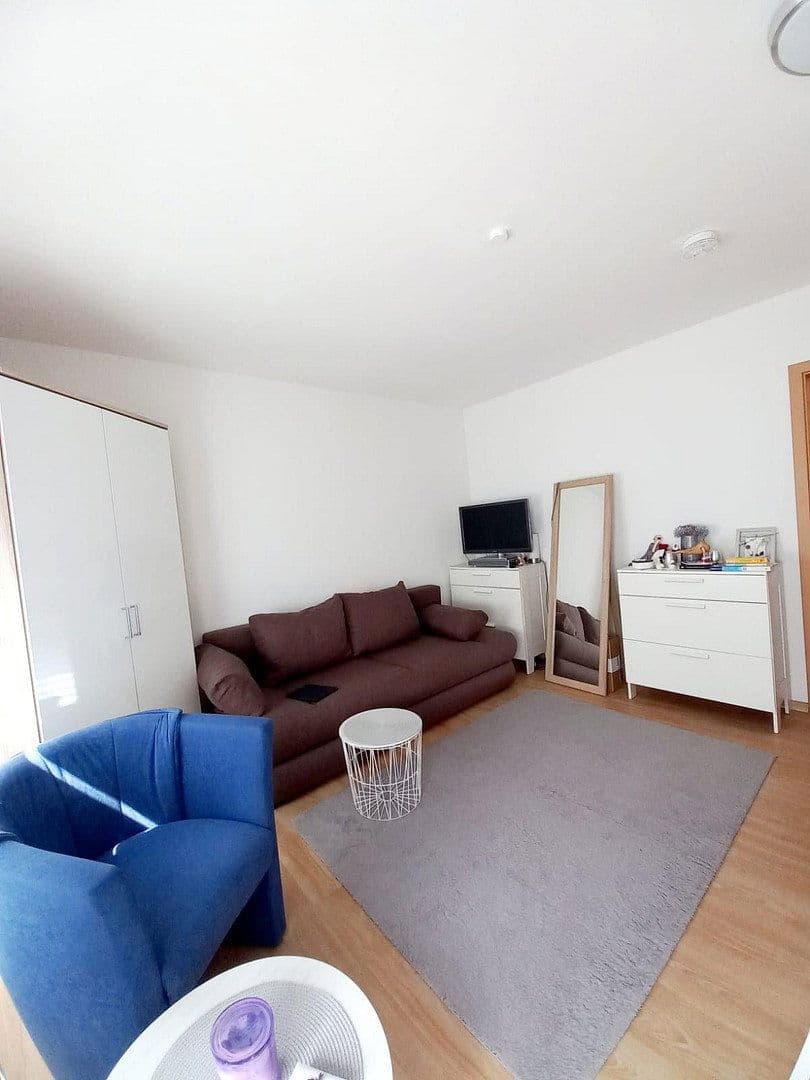 Pronájem bytu 1+1 26 m², Klingerstr. 51, Chemnitz, Sasko Pronájem bytu 1+1 26 m², Klingerstr. 51, Chemnitz, Sasko