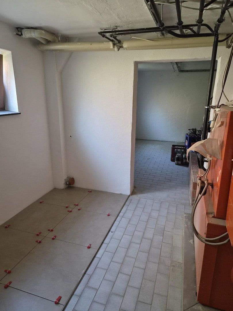 Pronájem domu 84 m², pozemek 300 m², Rottenburger Str. 12, Rottenburg am Neckar, Bádensko-Württembersko Pronájem domu 84 m², pozemek 300 m², Rottenburger Str. 12, Rottenburg am Neckar, Bádensko-Württembersko