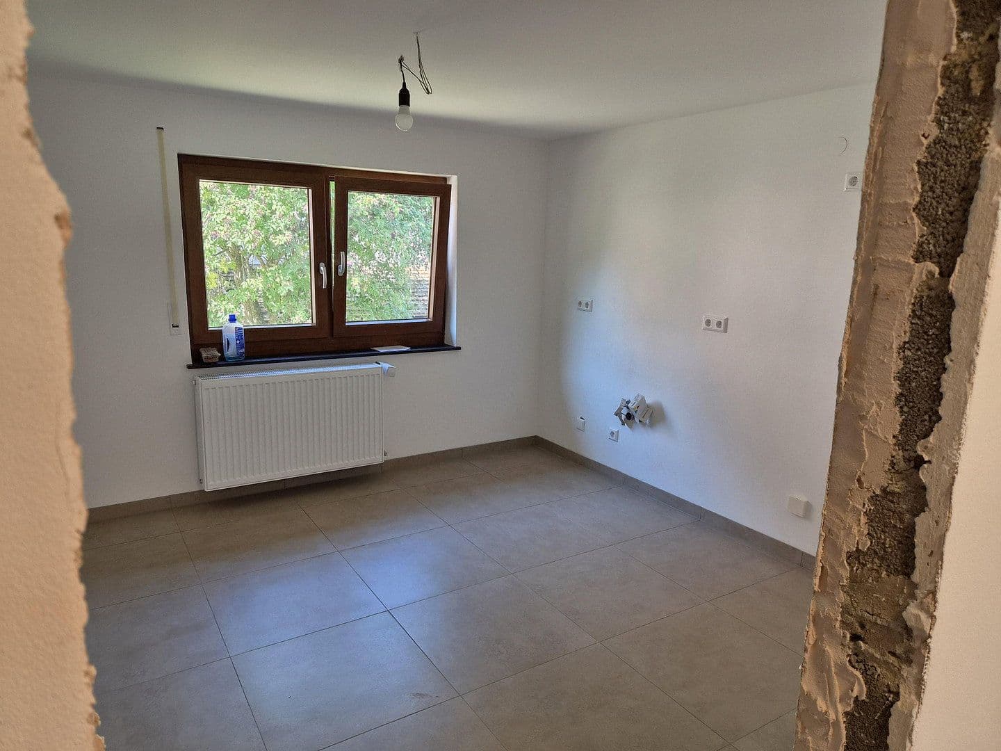 Pronájem domu 84 m², pozemek 300 m², Rottenburger Str. 12, Rottenburg am Neckar, Bádensko-Württembersko Pronájem domu 84 m², pozemek 300 m², Rottenburger Str. 12, Rottenburg am Neckar, Bádensko-Württembersko