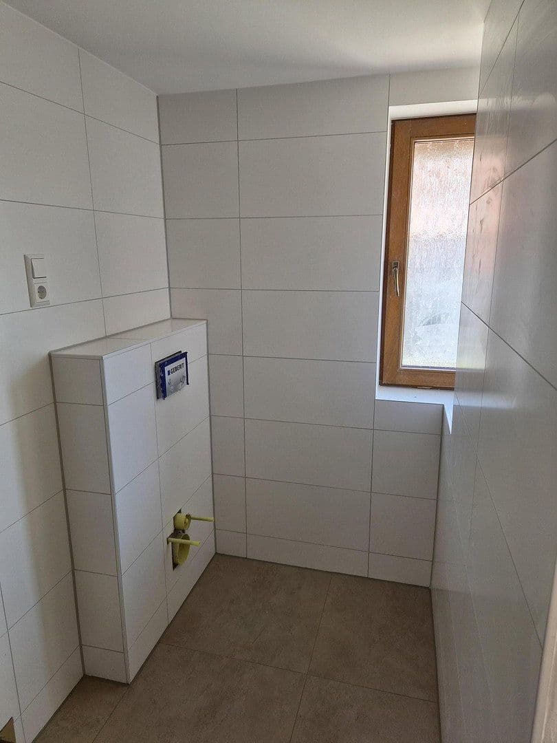 Pronájem domu 84 m², pozemek 300 m², Rottenburger Str. 12, Rottenburg am Neckar, Bádensko-Württembersko Pronájem domu 84 m², pozemek 300 m², Rottenburger Str. 12, Rottenburg am Neckar, Bádensko-Württembersko