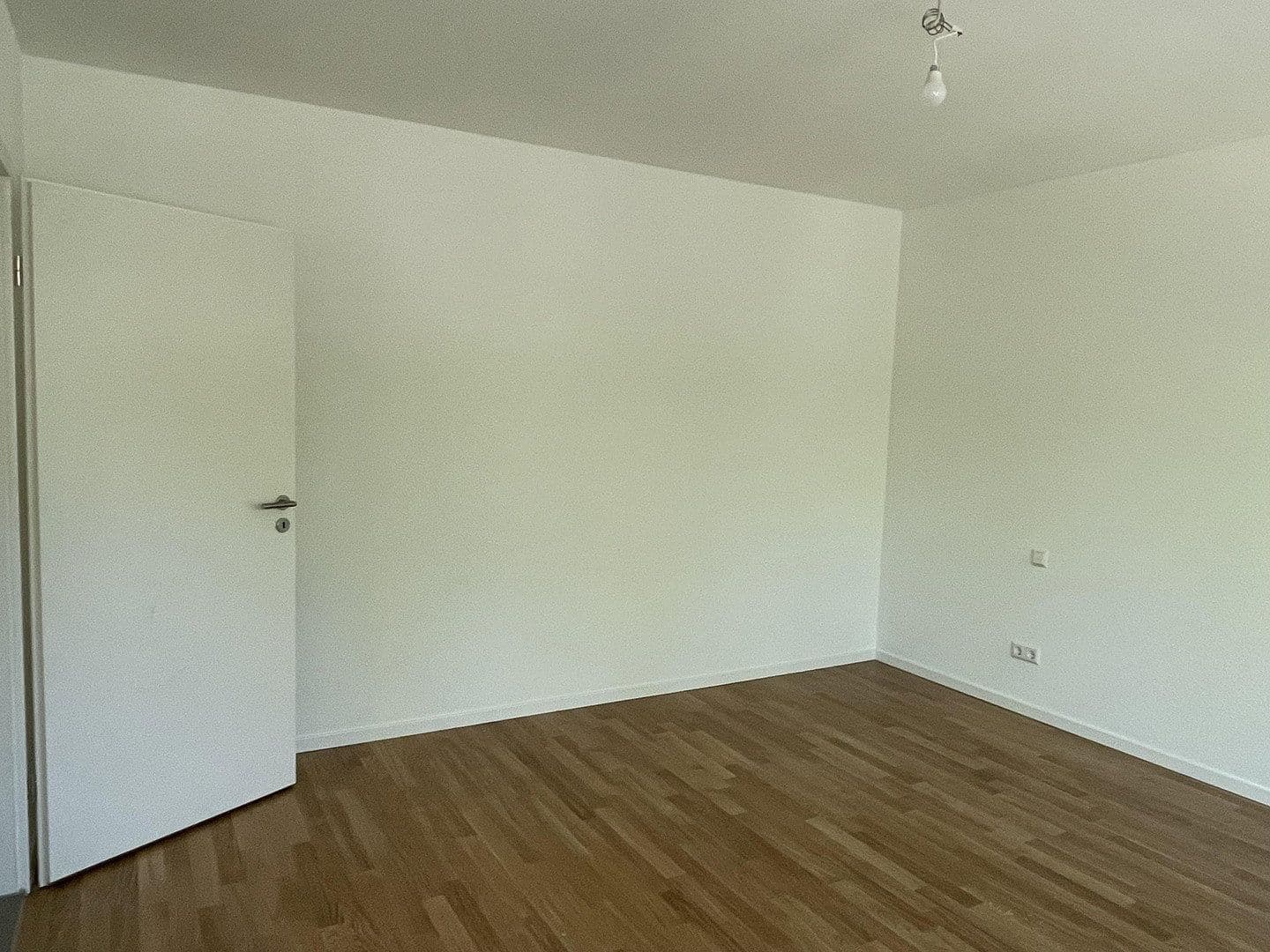 Pronájem bytu 3+1 73 m², Eckgartenstraße 24, Remseck am Neckar, Bádensko-Württembersko Pronájem bytu 3+1 73 m², Eckgartenstraße 24, Remseck am Neckar, Bádensko-Württembersko