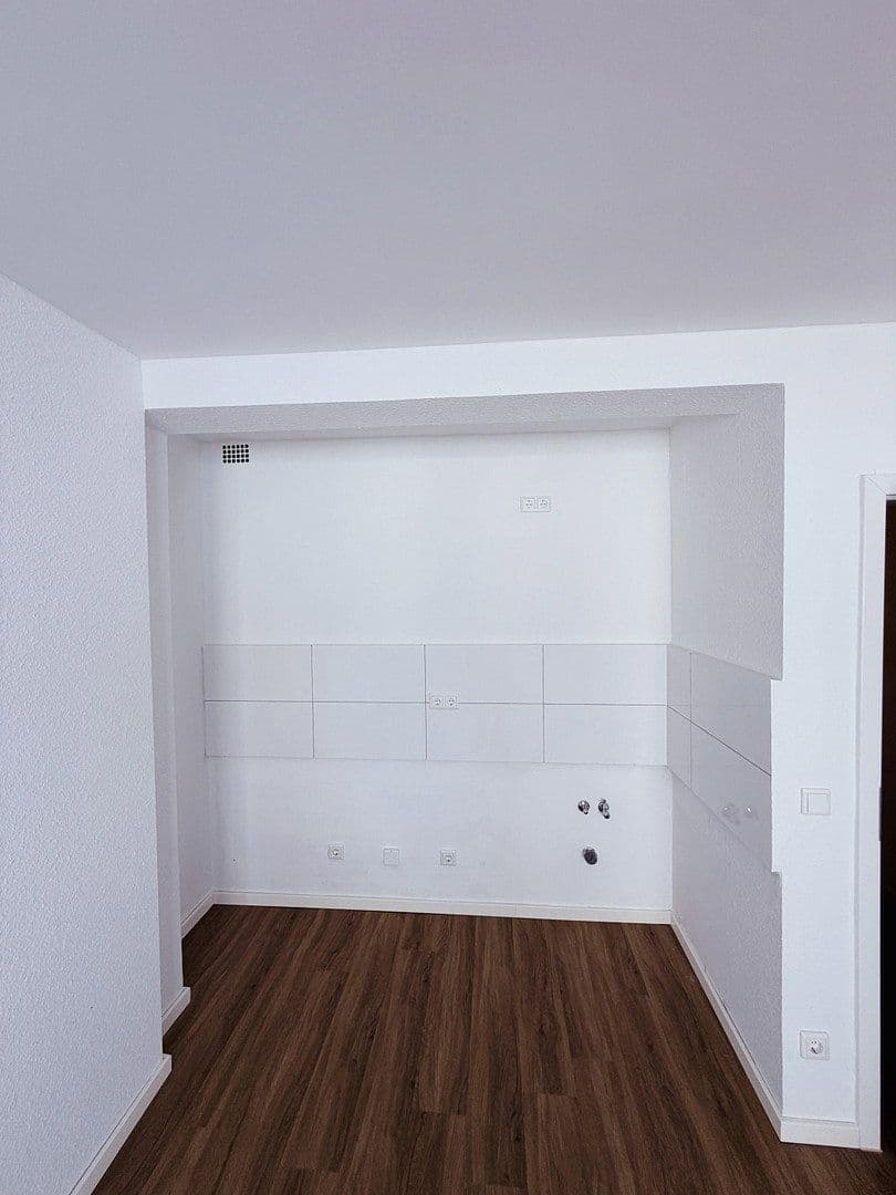 Pronájem bytu 1+1 24 m², Düsseldorf, Severní Porýní-Vestfálsko Pronájem bytu 1+1 24 m², Düsseldorf, Severní Porýní-Vestfálsko