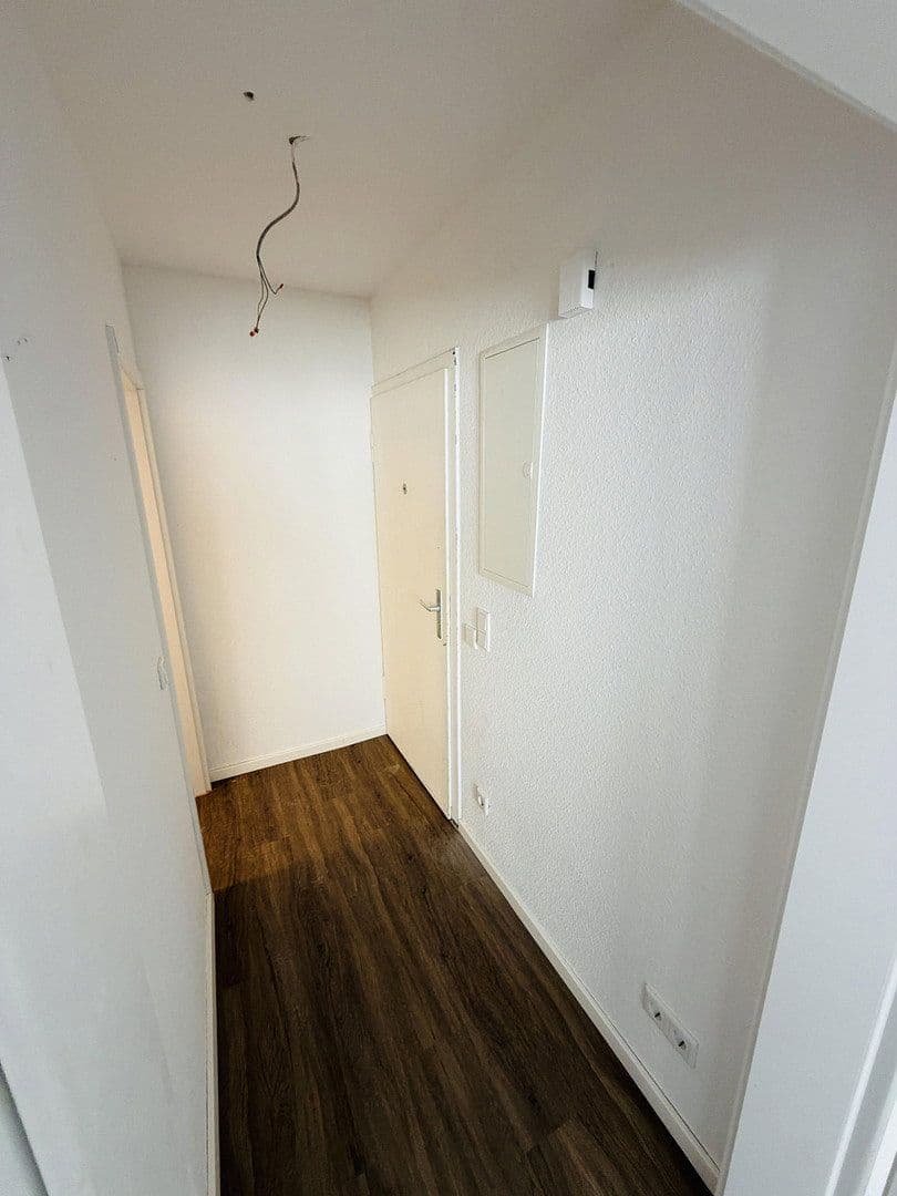 Pronájem bytu 1+1 24 m², Düsseldorf, Severní Porýní-Vestfálsko Pronájem bytu 1+1 24 m², Düsseldorf, Severní Porýní-Vestfálsko