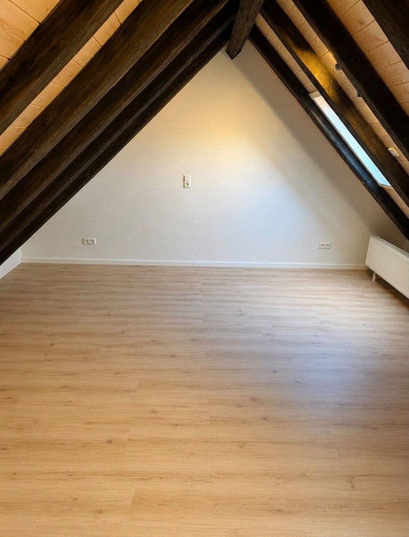 Pronájem bytu 2+1 61 m², Neckarstr. 3, Offenau, Bádensko-Württembersko Pronájem bytu 2+1 61 m², Neckarstr. 3, Offenau, Bádensko-Württembersko