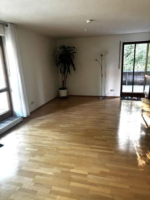Pronájem bytu 2+1 77 m², München, Bavorsko Pronájem bytu 2+1 77 m², München, Bavorsko