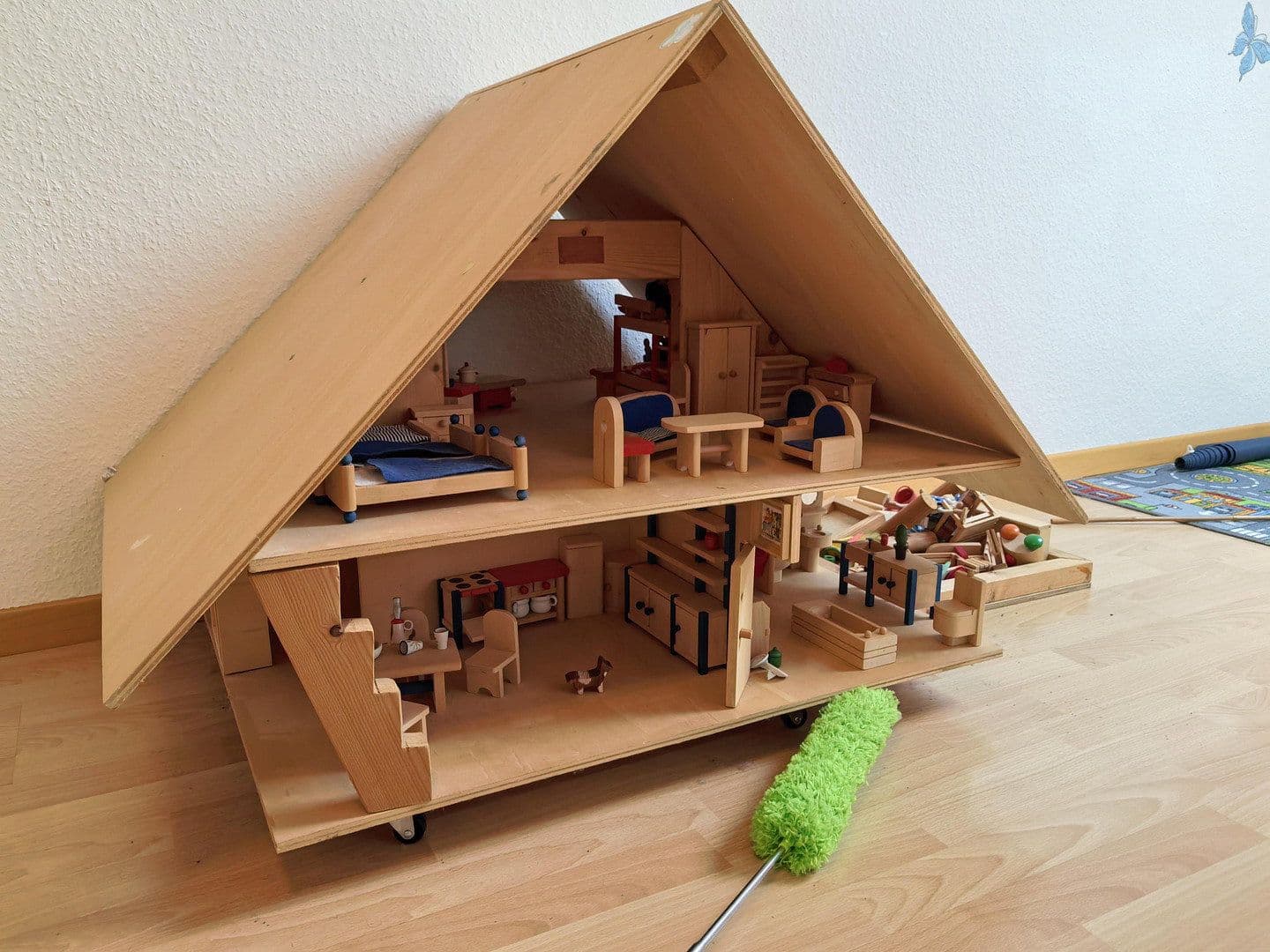 Prodej domu 157 m², pozemek 425 m², Leonberg, Bádensko-Württembersko Prodej domu 157 m², pozemek 425 m², Leonberg, Bádensko-Württembersko