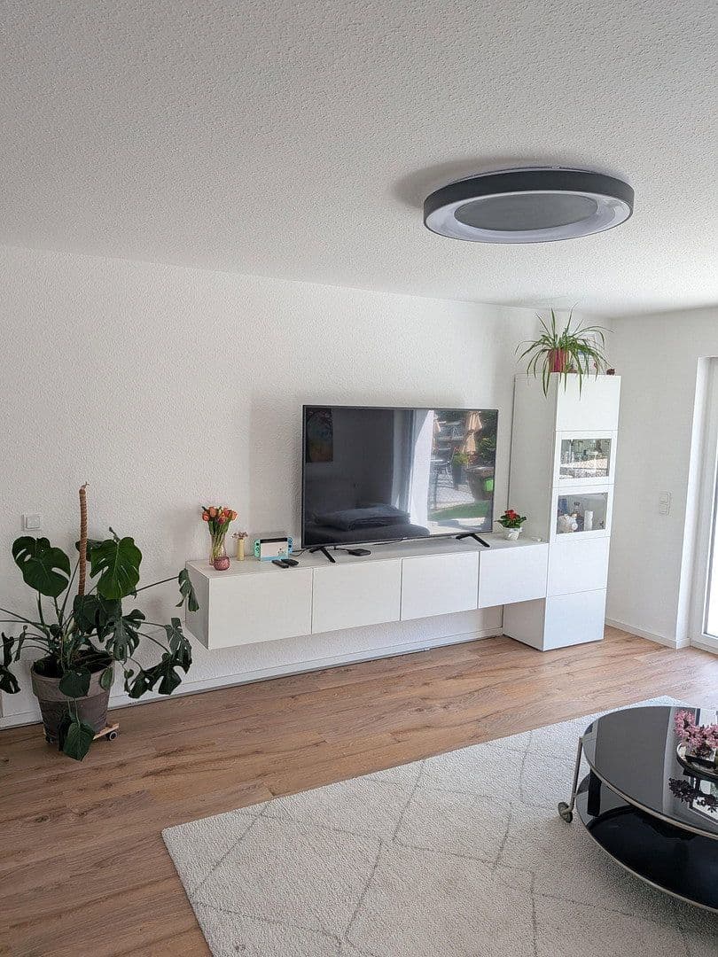 Pronájem bytu 3+1 108 m², Blaustein, Bádensko-Württembersko Pronájem bytu 3+1 108 m², Blaustein, Bádensko-Württembersko
